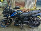 Bajaj Pulsar 150 . 2022