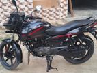 Bajaj Pulsar 150 . 2017