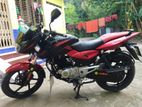 Bajaj Pulsar 150 . 2016