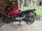Bajaj Pulsar 150 . 2013