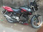 Bajaj Pulsar 150 . 2015