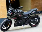 Bajaj Pulsar 250 fi abs 2025