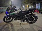 Bajaj Pulsar NS 160 . 2018