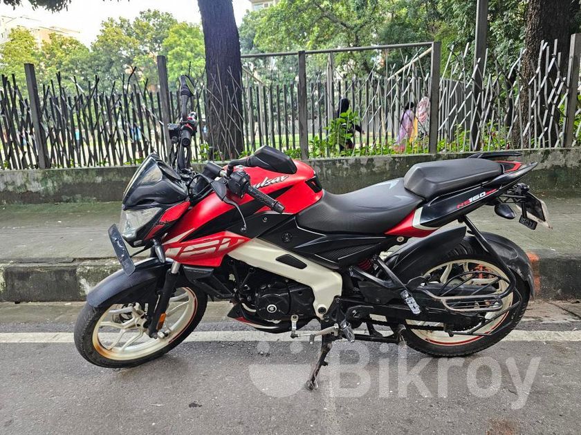 HOT Ns200 Average Of Pulsar Ns 160 160 Bs6 Pulsar 160 Ns