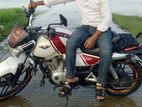 Bajaj V15 . 2017