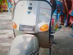 Bajaj Vespa . 2001