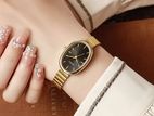 Bamboo Strap China Watch - Gold