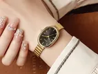 Bamboo Strap China Watch - Gold