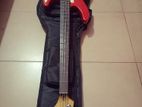 Bass guiter