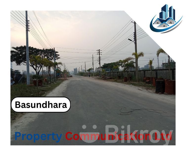 Basundhara South Facing 3 Katha Plot For Sell In Block H