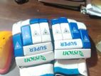 Batting Gloves And Guard