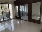 beautiful looking 4 Bed room apt rent in Gulshan
