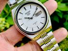 Beautiful Posh SEIKO 5 Classic White Automatic Watch