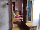 Dressing Table Sell