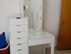 Dressing table বিক্রয় অল্প দামে