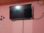 Walton 28" LED Tv