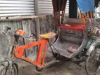ব্যাটারী চালিত রিক্সা বিক্রয় করা হবে।