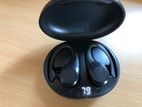 Black Bluetooth 5 Headphones with Charging Case - 8 to 10 Hours Play