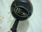 blue snowball ice microphone