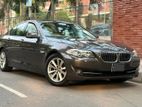 BMW 5 Series 520D With Sunroof 2011