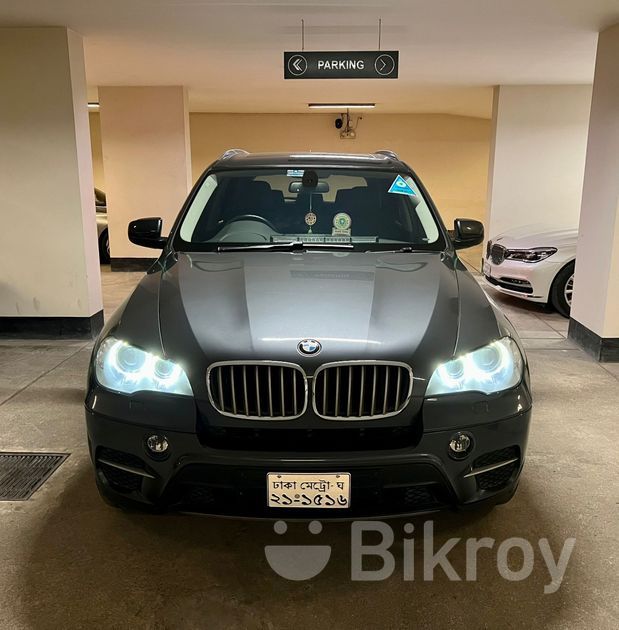 BMW X5 2015 for Sale in Uttara Bikroy