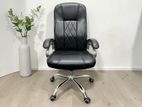 বস চেয়ার কালো