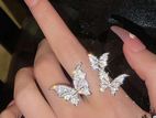 Butterfly finger ring
