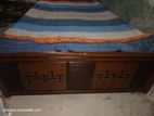 সেমি ডাবল খাট বিক্রি হবে।