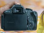 CANON 600D