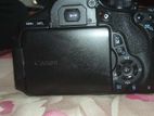 CANON 700D 55-2250 ZOOM LENS