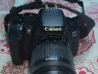 Canon 700D Camera