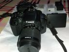 Canon 700d camera
