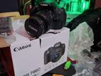 Canon 700D