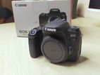 Canon 77D body with 18 135mm usm lens