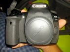 Canon 80D with kit memory & Bag