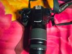 canon eos 1300d with zoom lens