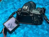 Canon EOS 60D with 18-18-55mm lens