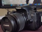 Canon EOS 700D