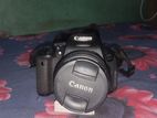 Canon EOS 700D