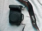 Canon EOS 77D