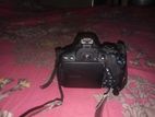 canon 700D camera for sell.