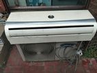 Carrier 1.5ton Running Ac