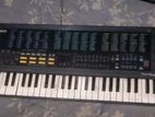 Casio MT750 keyboard