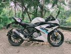 CFMOTO 300SR White 2025