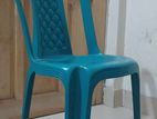 Chair (plastic)
