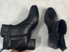 Chelsea boots