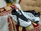 China imported men's sneakers