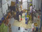 চলমান গার্মেন্টস এসেসোরিজ কারখানা।