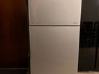 Close to new Hitachi inverter Refrigerator for sale