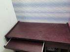 Computer table